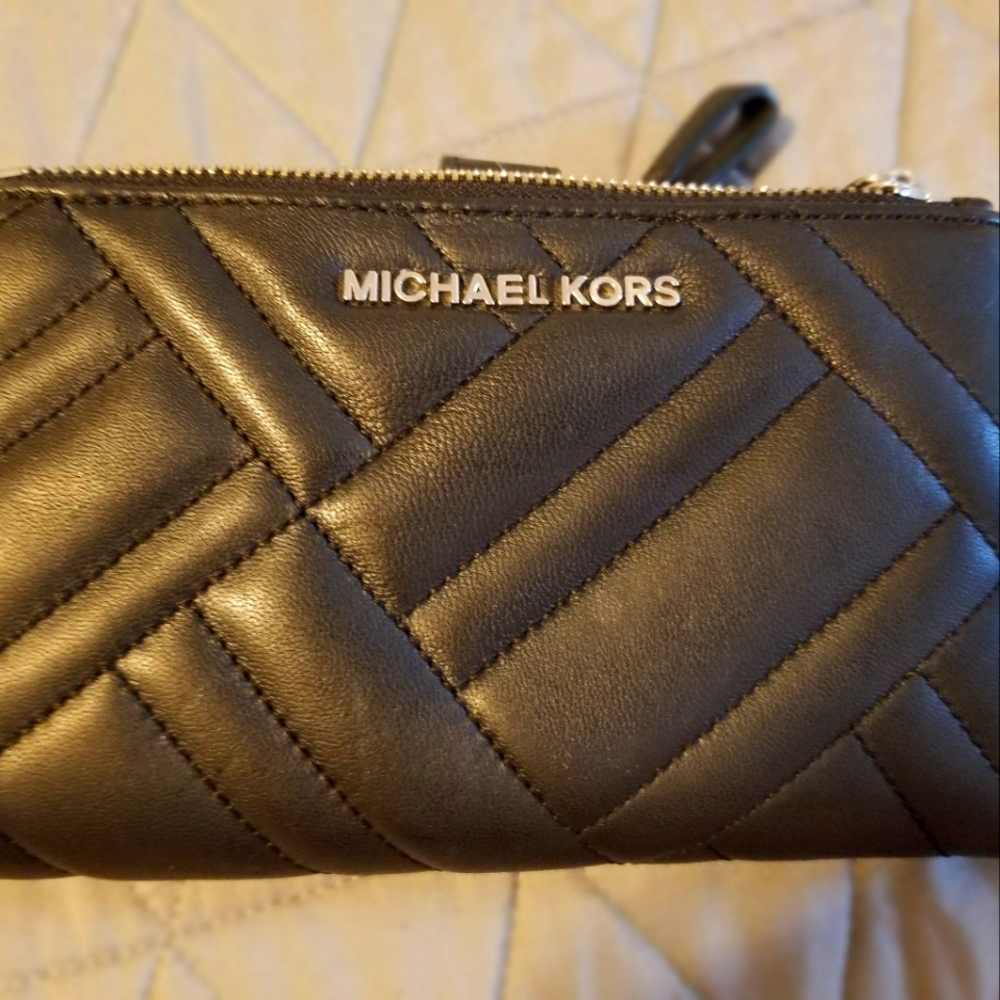 Michael Kors Wristlet